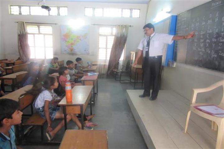 Central Academy School-Classroom