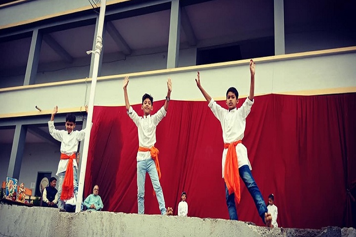 Ceyone-Ray International School-Dancing Activity