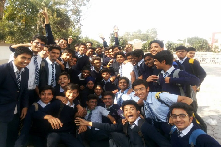 Chameli Devi Public School-Tour