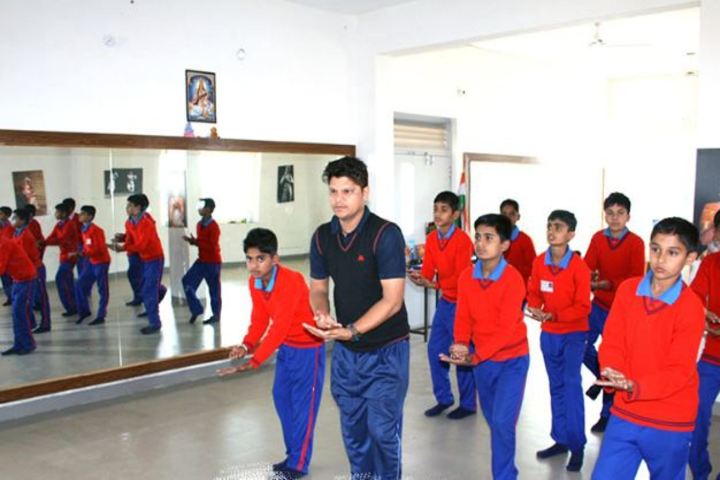 Champion International School-Dance