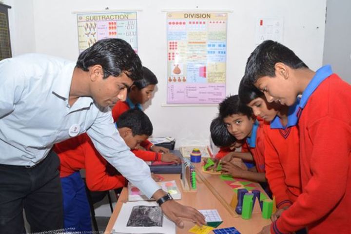 Champion International School-Maths-Lab