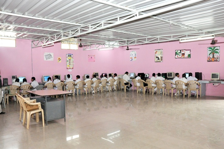 Christ Memorial School Bairagarh Bhopal - computer lab