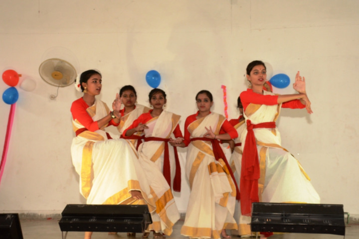 DAV PUBLIC SCHOOL, DUDHICHUA - DANCE