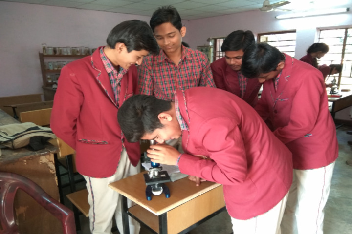 Dav Centenary Public School - Bio Lab