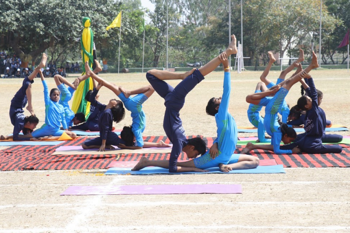 Demonstration School-Yoga