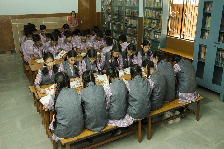 Dinah Convent High School-Library