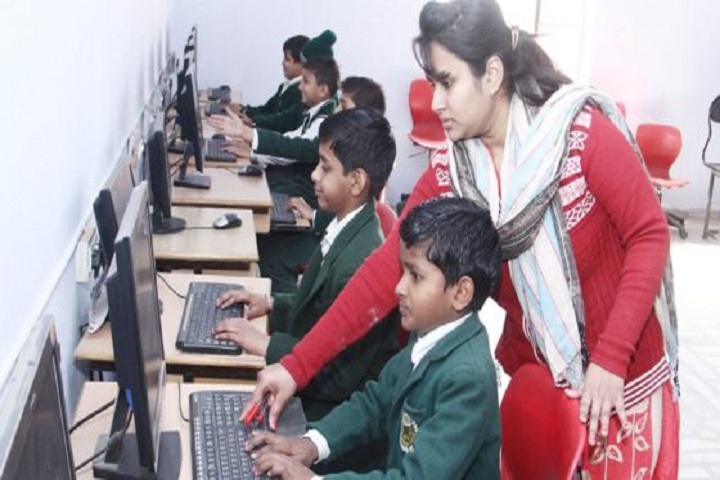 Doon Public School-Computer Lab