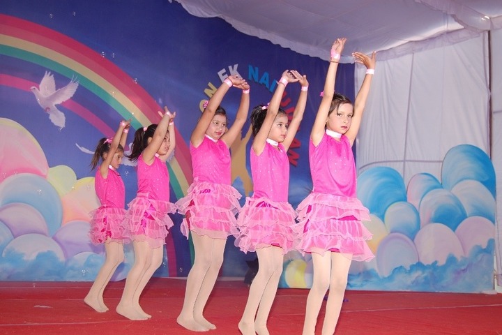 Doon World Public School-Dance