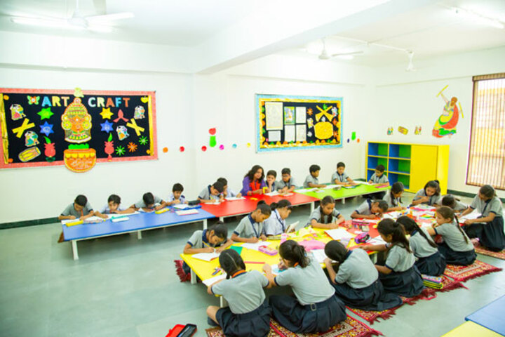 Ekayanaa School-Art-Craft