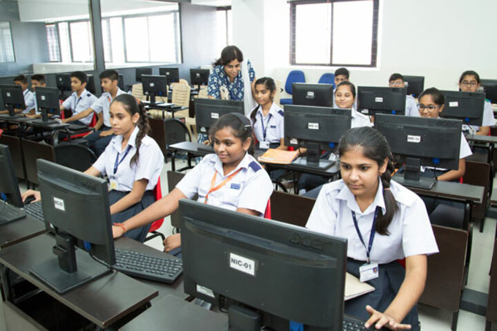 Ekayanaa School-Computer-Lab