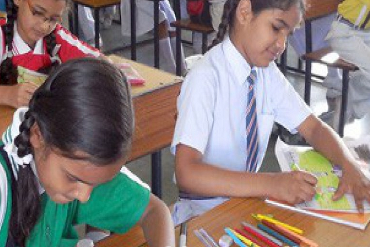 Green Valley Public School-Drawing Classroom