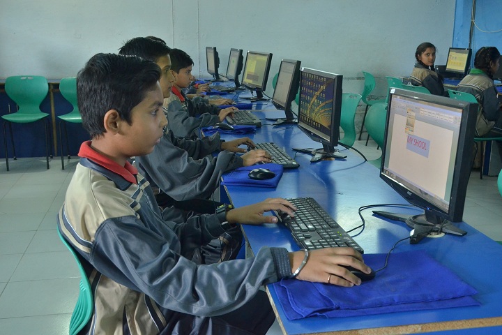 Green Wood Public High School-Computer lab