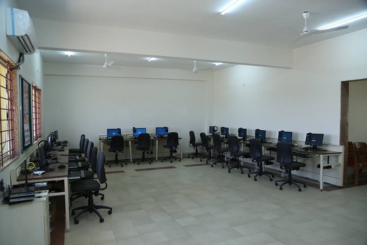 Guru Rajendra Jain International School-Computer Lab