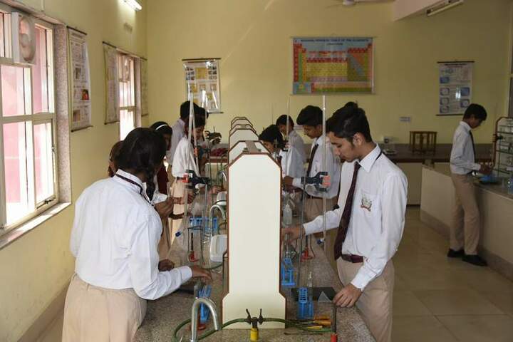 Gvn Global School-chemistry lab