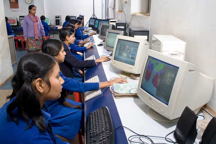 Happy Days School-Computer Lab