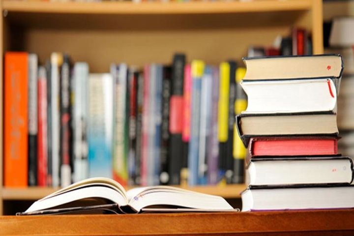 Holly Cross Convent School-Library