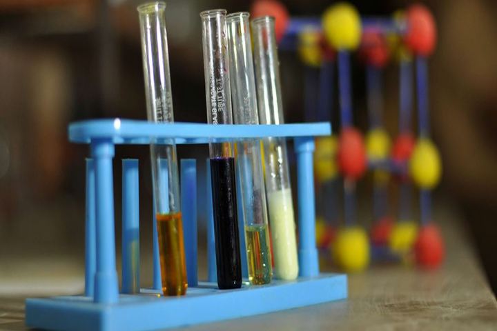 Holy Trinity School-Chemistry Lab