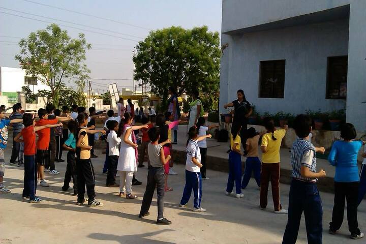 IRA World School-Self Defence Program