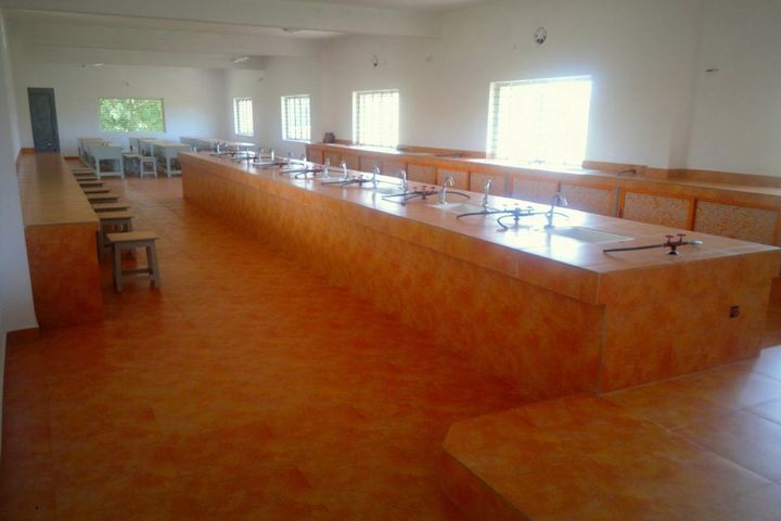 Ishaque Patel Public School-Lab