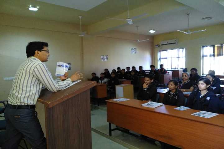 Jai Gurudev International School-Classroom
