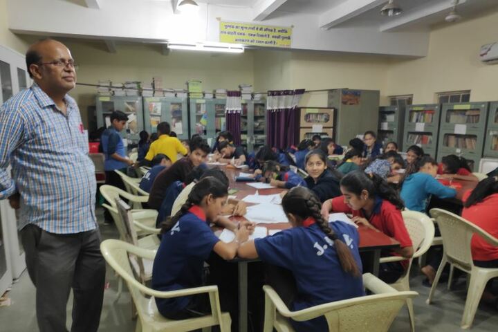 Jawahar Navodaya Vidyalaya-Library