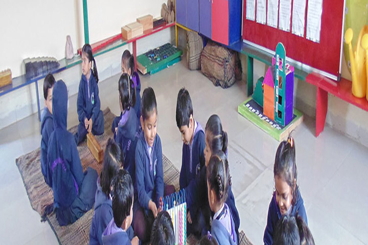 Kanwartara Public Higher Secondary School-Primary Classroom