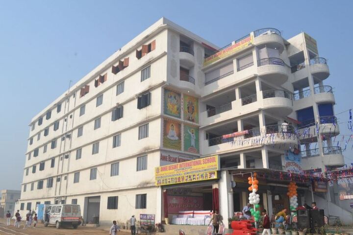 Annie besant international school - School building