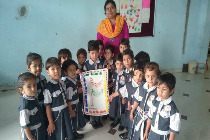 Ken International Girls School-Classroom Activity