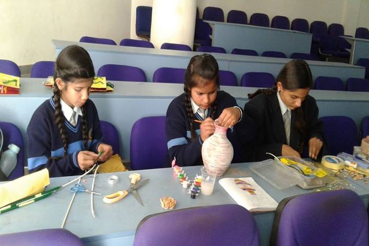 Khushal Vidya Peeth-Art And Crft