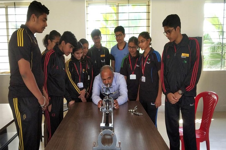 La Sagesse Academy - Physics lab