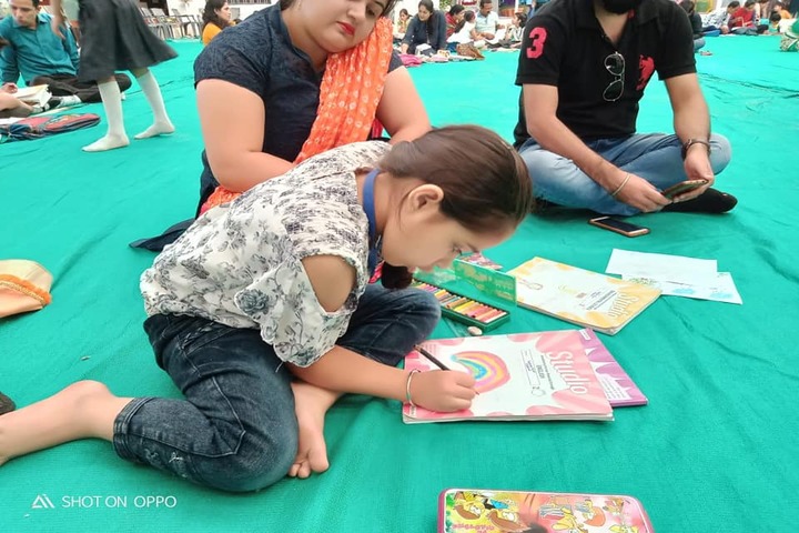 Lotus Valley School-Drawing Activity