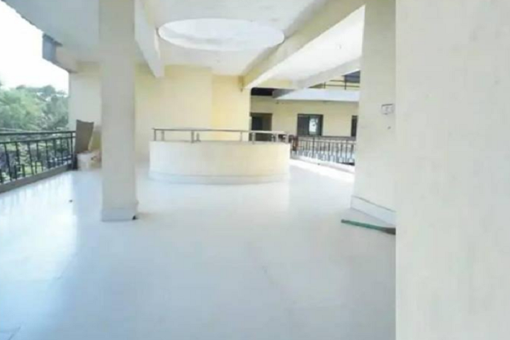 Maharaja Public School-Campus-View inside