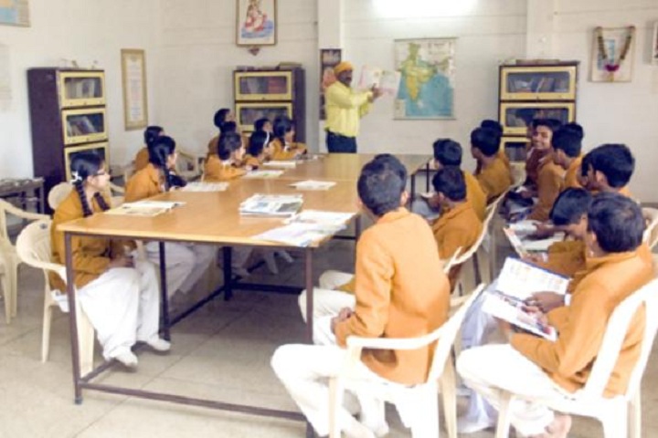 Maharishi Vidya Mandir-Library