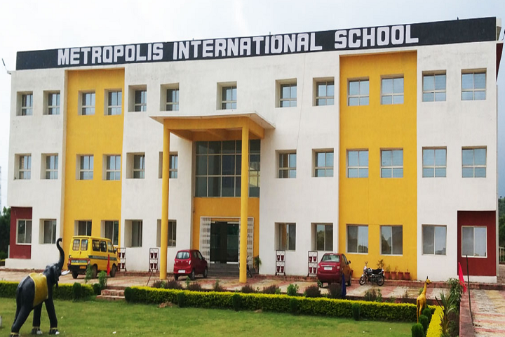 Metropolis International School-Campus-View