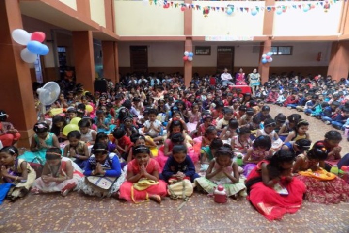 Sagritara School - prayer