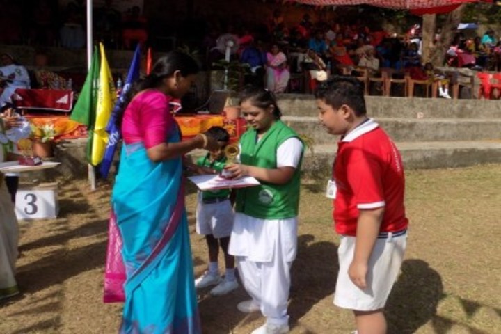 Sagritara School - trophy