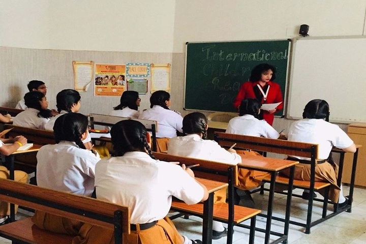 Oxford Public School-Classroom