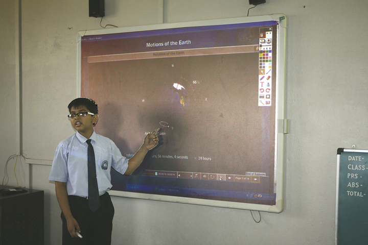 Paramount Academy-Smart Class