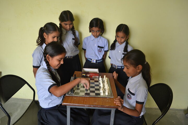 Paramount Academy-Indoor Games