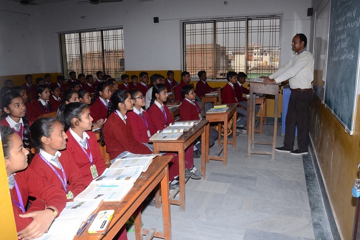 Bal Bharti Vidyalaya-Classroom