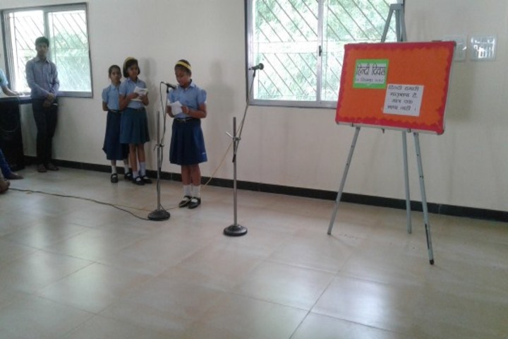 Podar International School-Hindi Day competition