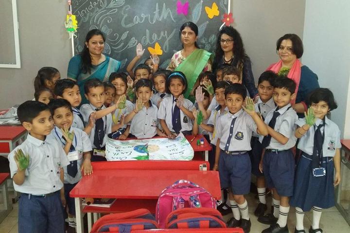 Pragati Vidya Peeth-Earth Day Celebration