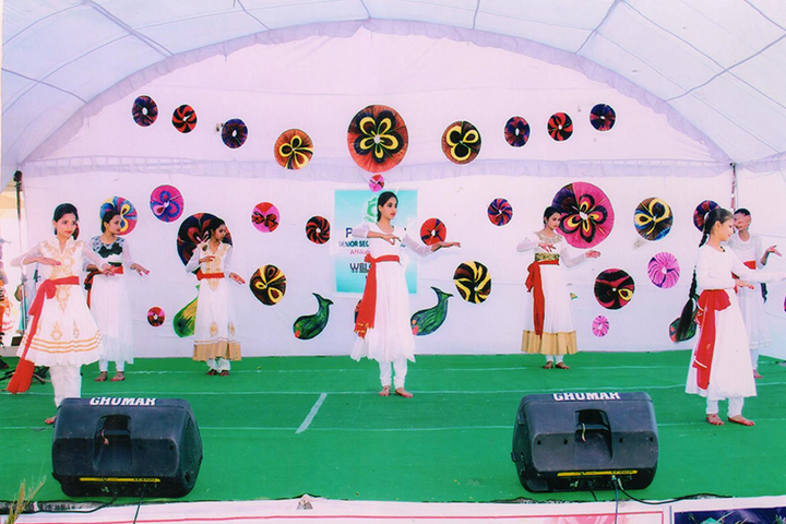 Pragyan English Medium Co Educational School-Dance1