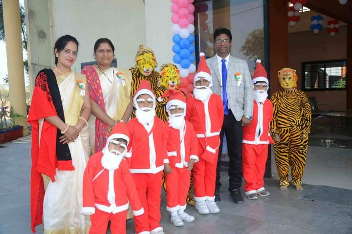 Prof Santosh Mittal Higher Secondary School-Christmas Day