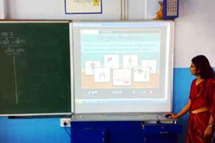 Queens College-Smart Classroom