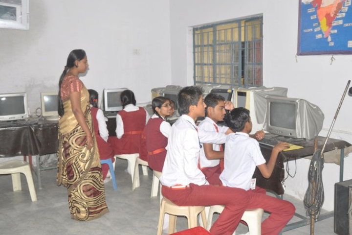 RC English Medium Higher Secondary School-Computer-Lab