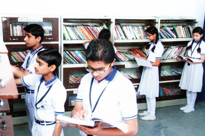 Renaissance Divine Public School-Library
