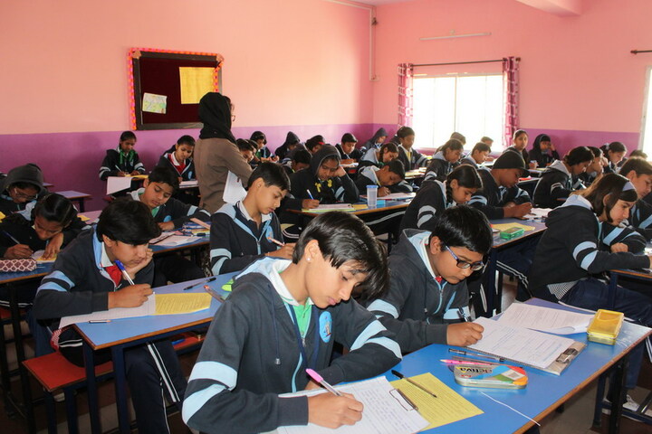 Sant Chavara National Academy-Classroom