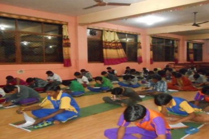 Sant Sri Asaramji Gurukul Higher Secondary School-Study Room