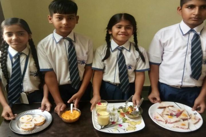 Sarti International School-Food Fest